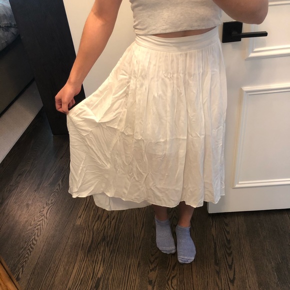 White Aritzia Talula flowy midi/high-low skirt - Picture 5 of 6
